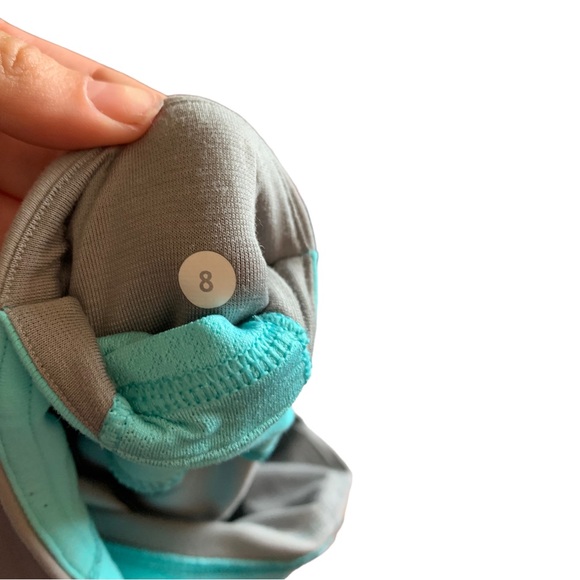 Gray Lululemon leggings - Picture 6 of 9